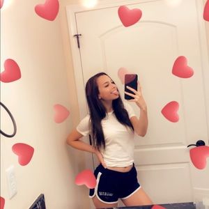 Meet your Posher, Jenna